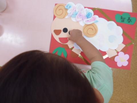 ０歳児 １月製作 ひつじの福笑い 蓮美幼児学園千里丘キンダースクールブログ
