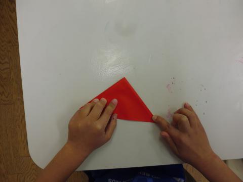５歳児 ２月 折り紙製作 節分 蓮美幼児学園千里丘キンダースクールブログ