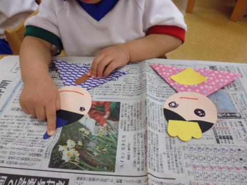 ３月 １歳児製作 おひなさま 蓮美幼児学園千里丘キンダースクールブログ