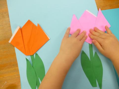 ４月 ３歳児 製作 チューリップ 蓮美幼児学園千里丘キンダースクールブログ
