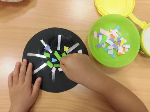 ２歳児 製作 花火 蓮美幼児学園芦屋川ナーサリーブログ