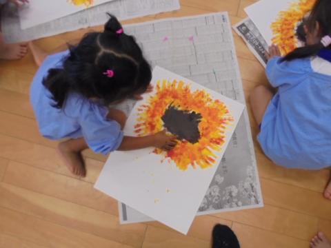 ４歳児 ８月 絵画製作 ひまわり 蓮美幼児学園千里丘キンダースクールブログ