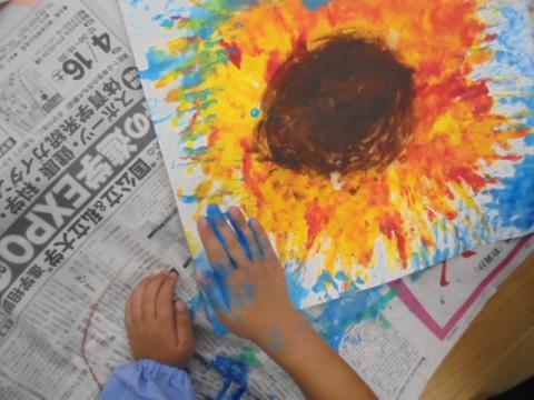 ４歳児 ８月 絵画製作 ひまわり 蓮美幼児学園千里丘キンダースクールブログ