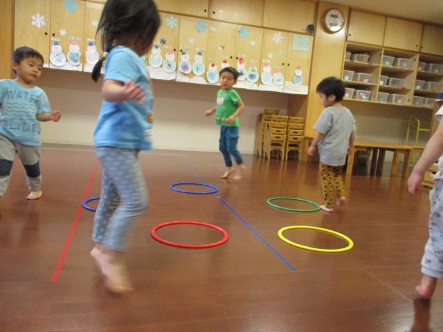２歳児 ぱんだ組 室内遊び 蓮美幼児学園まつやまちナーサリーブログ