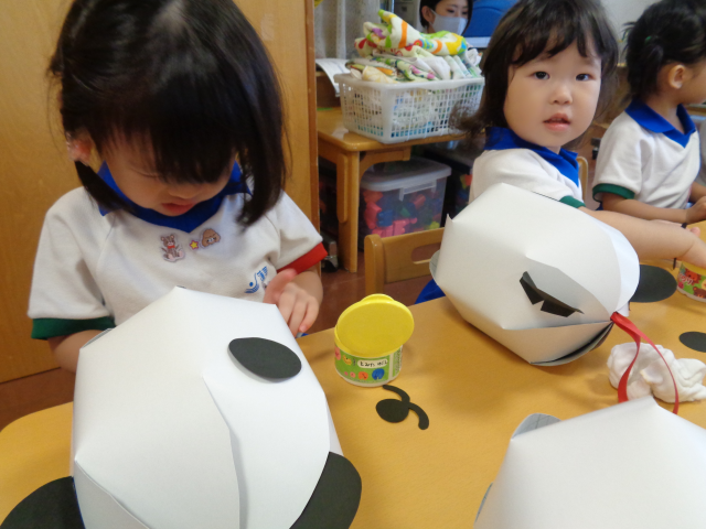 2歳児 ぱんだ組 かわいいぱんだの提灯作り 蓮美幼児学園まつやまちナーサリーブログ
